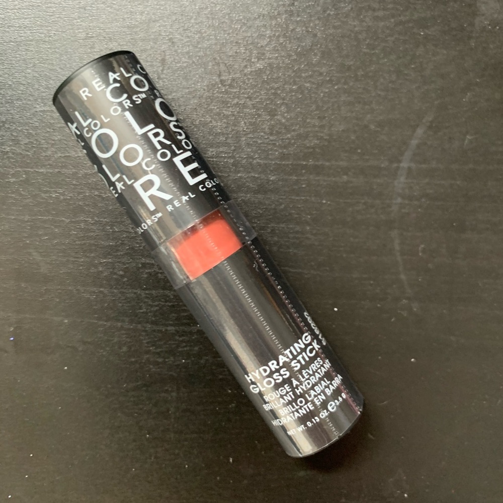 Real Colors Hydrating Gloss Stick